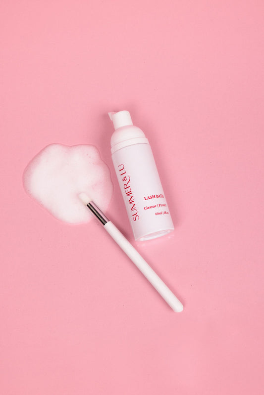 Lash Bath Foaming Cleanser – gentle, oil-free formula for cleansing natural lashes and extensions